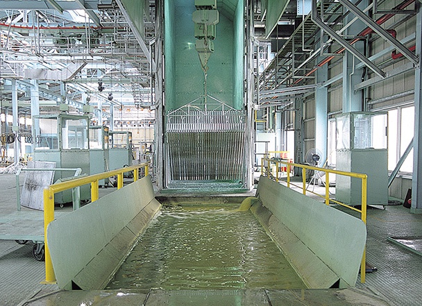 半田東工場